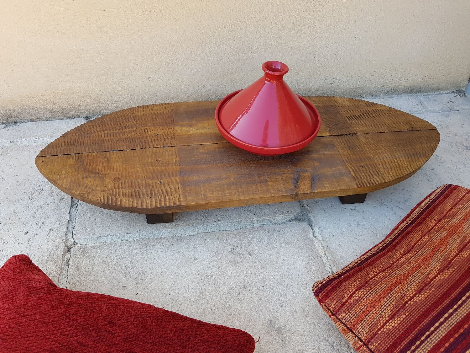 Table basse tribale