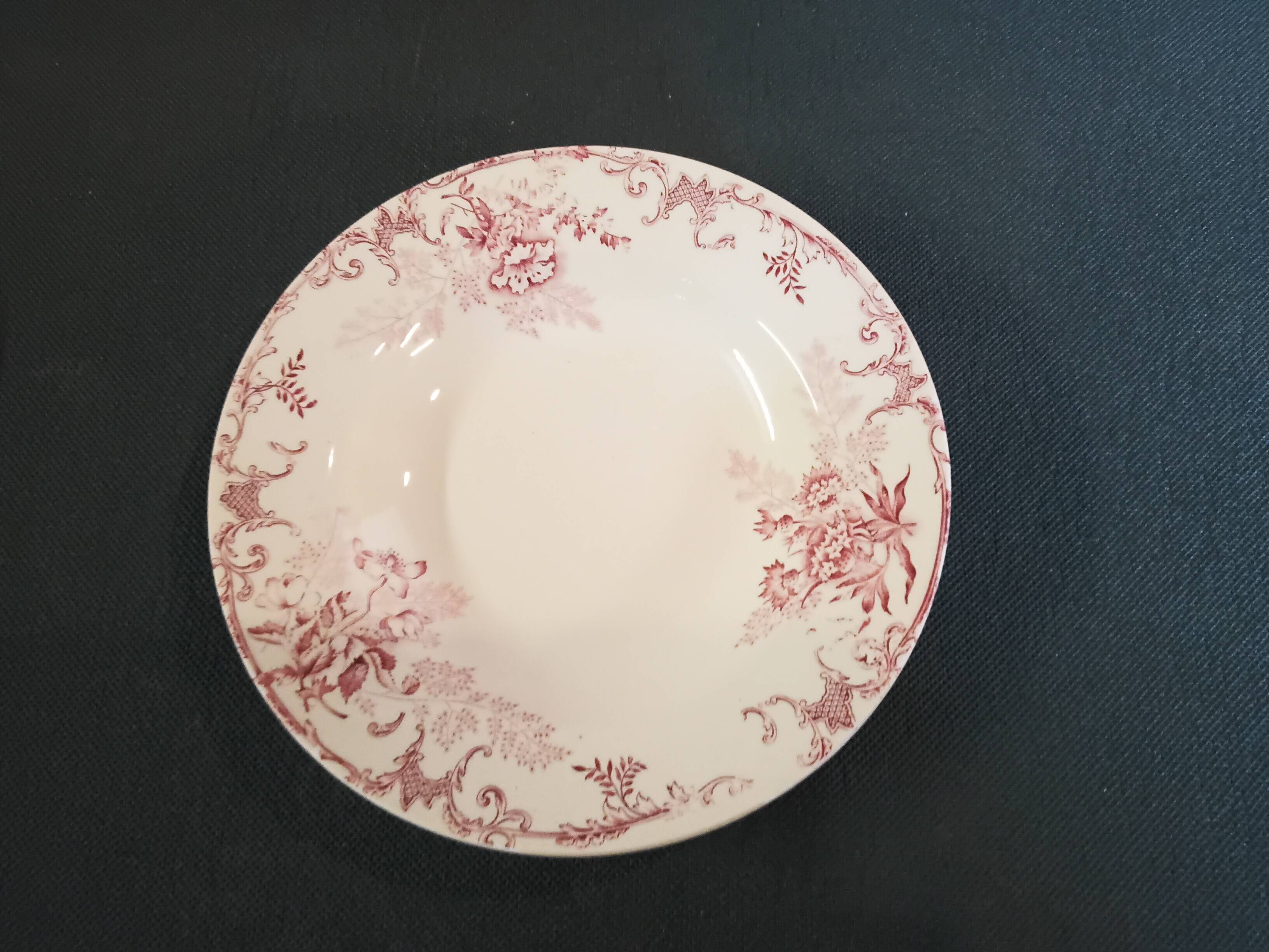 Iron earth soup plates