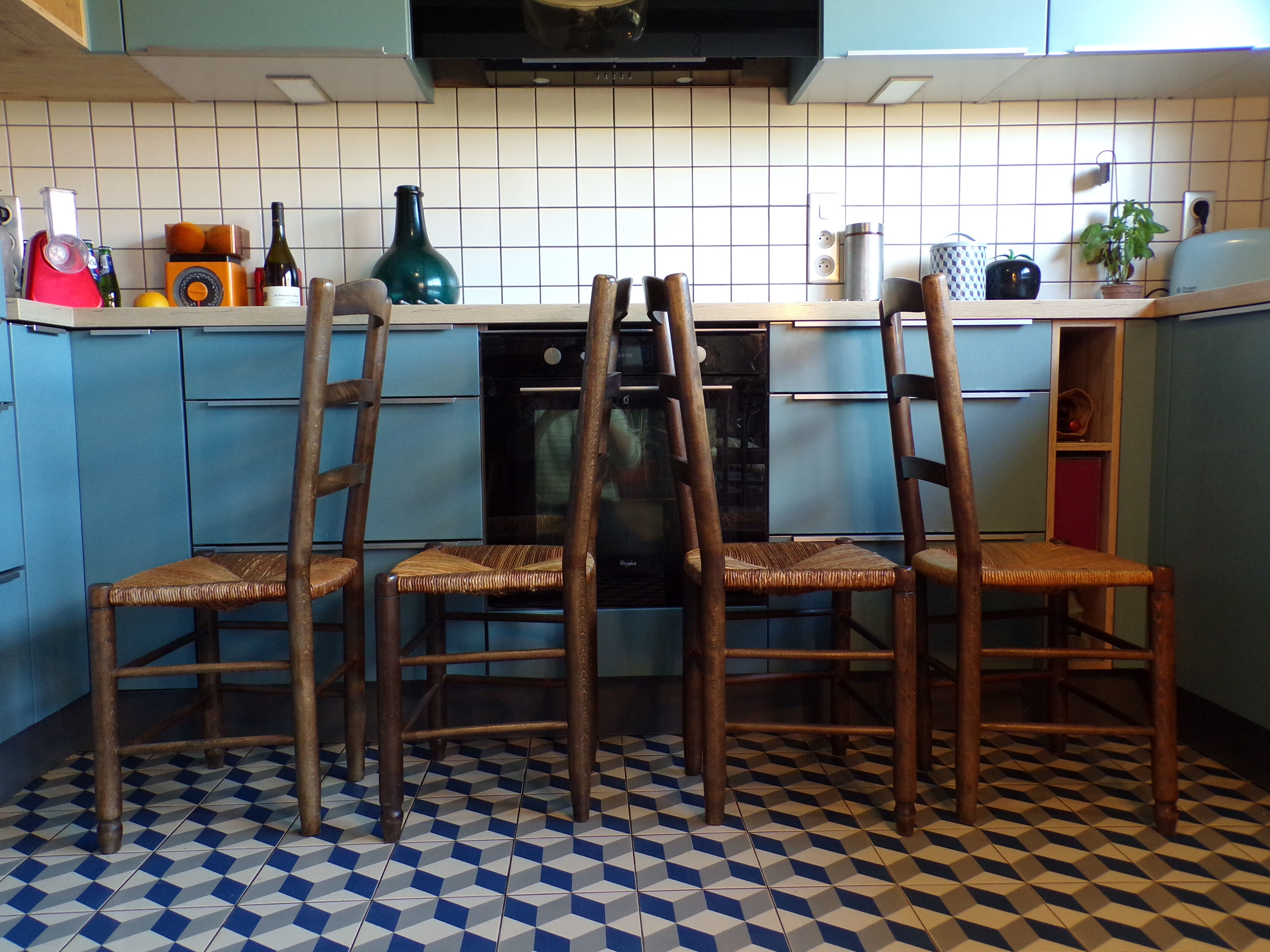 Set 4 chaises paillées brutaliste