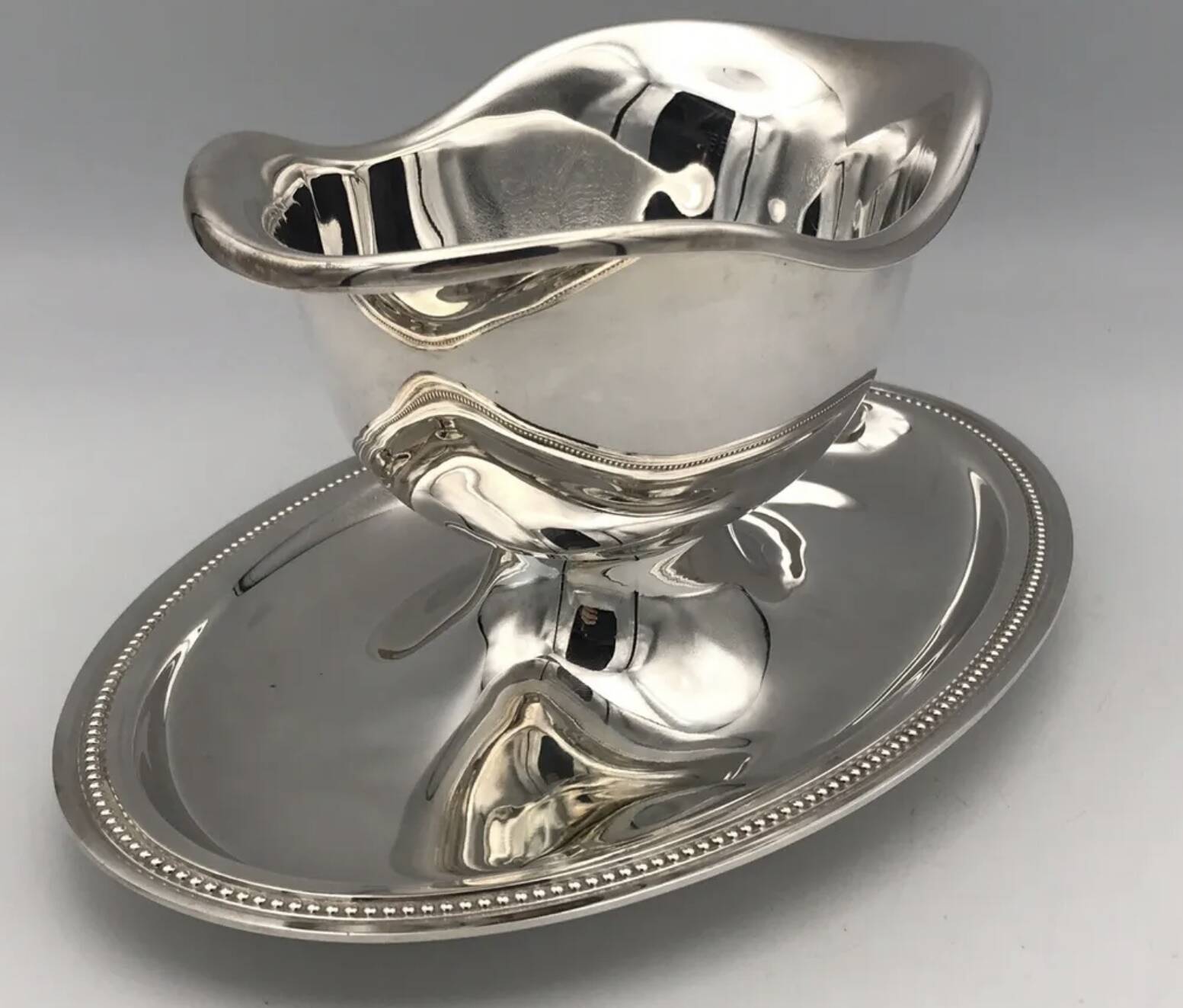 Saucière en métal argenté christofle modèle perle