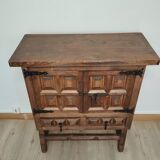 19th century Catalan furniture, baroque bar furniture