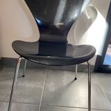 Chaise 3107 noire Arne Jacobsen