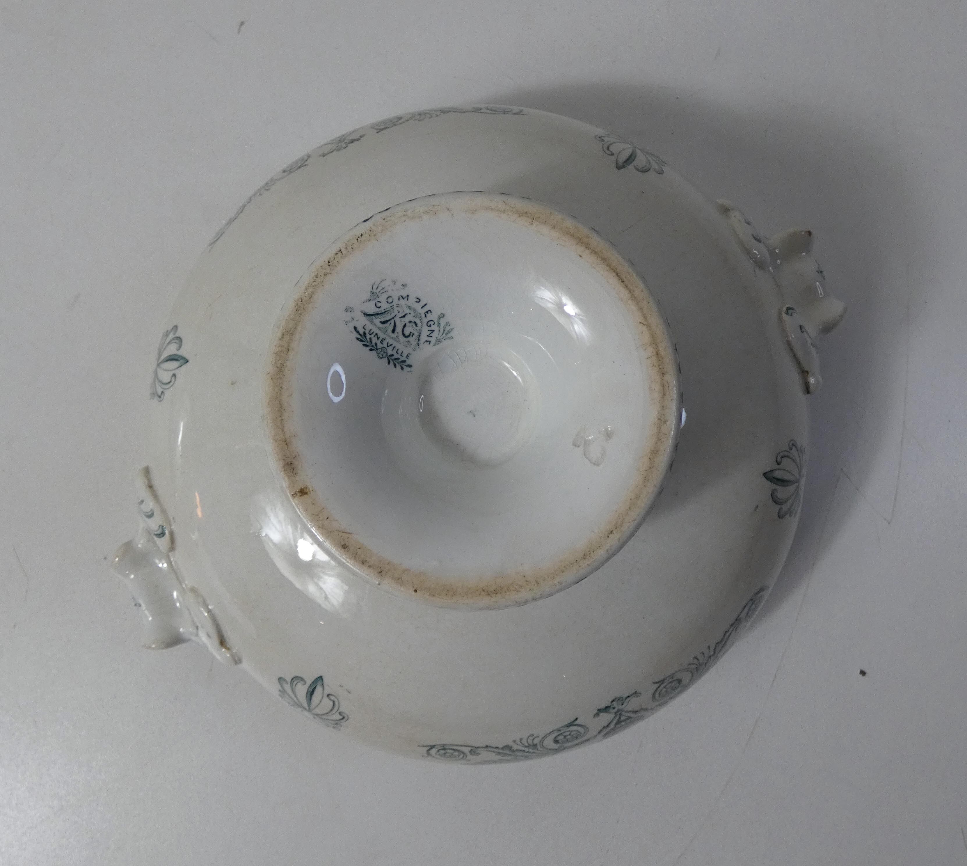 iron earth tureen compiegne