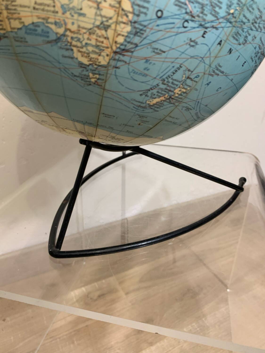 Terrestrial globe Girard and Barrere Paris