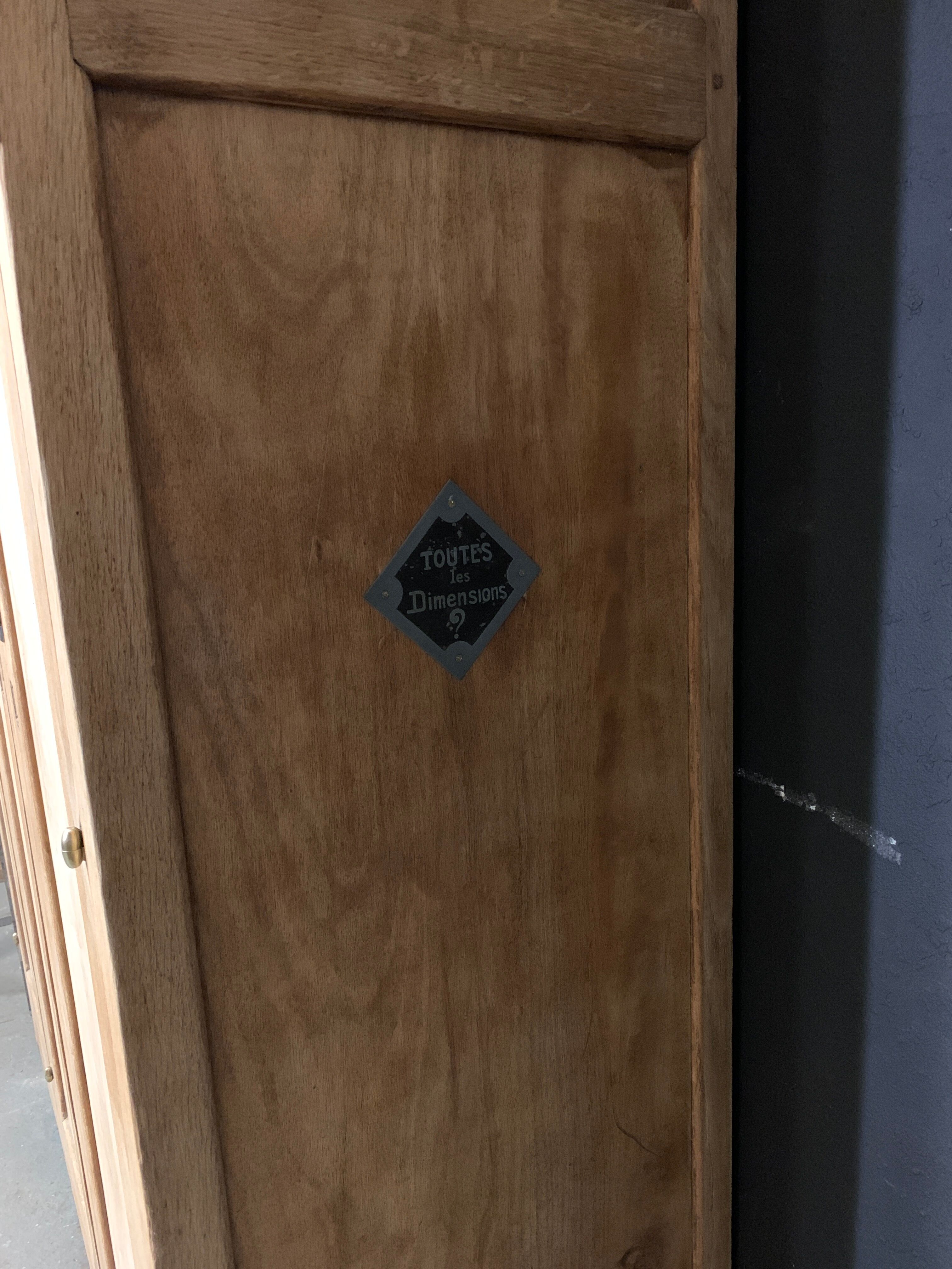 Old industrial cloakroom 1910 in oak and enamelled plate
