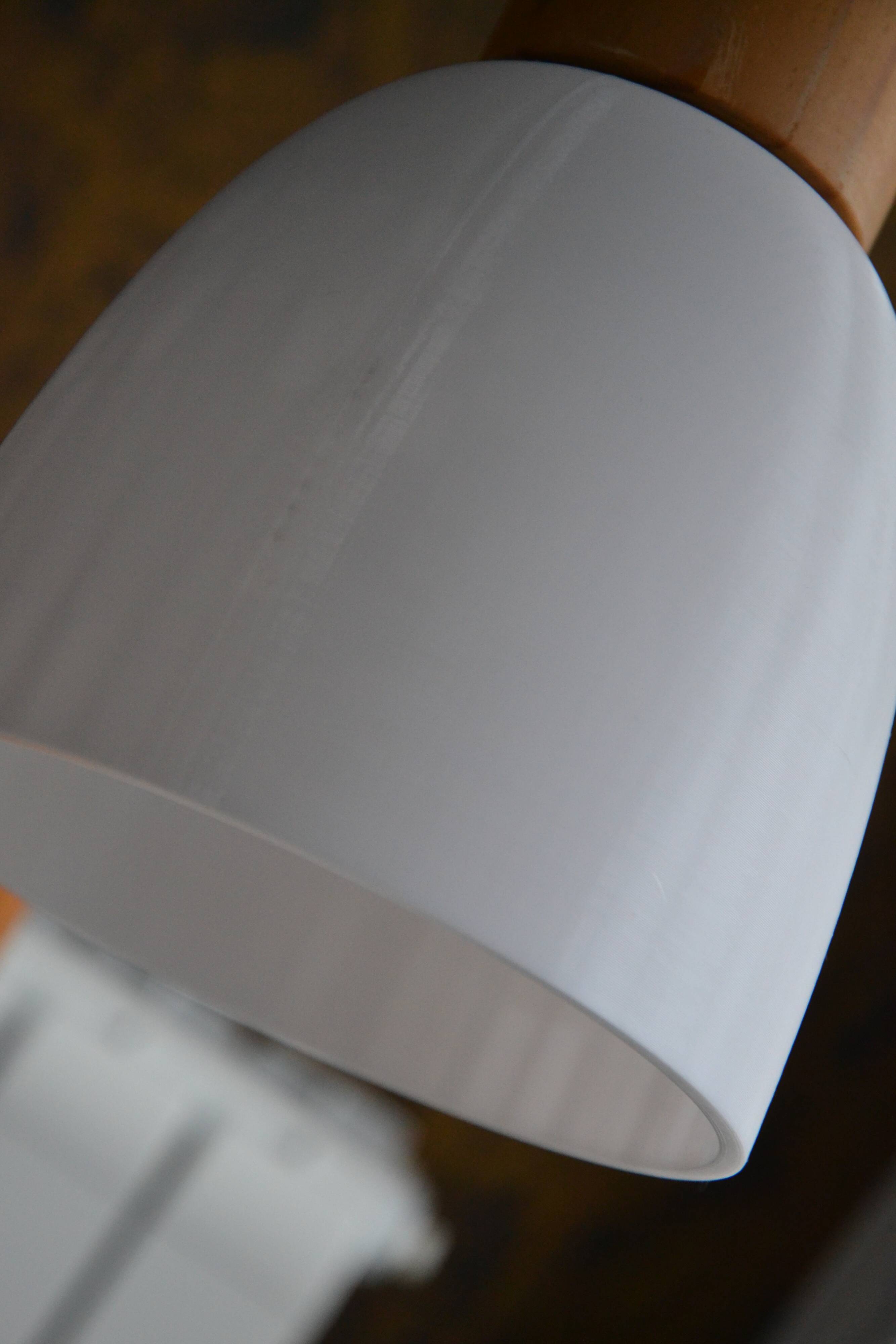 Vintage pine articulated lamp