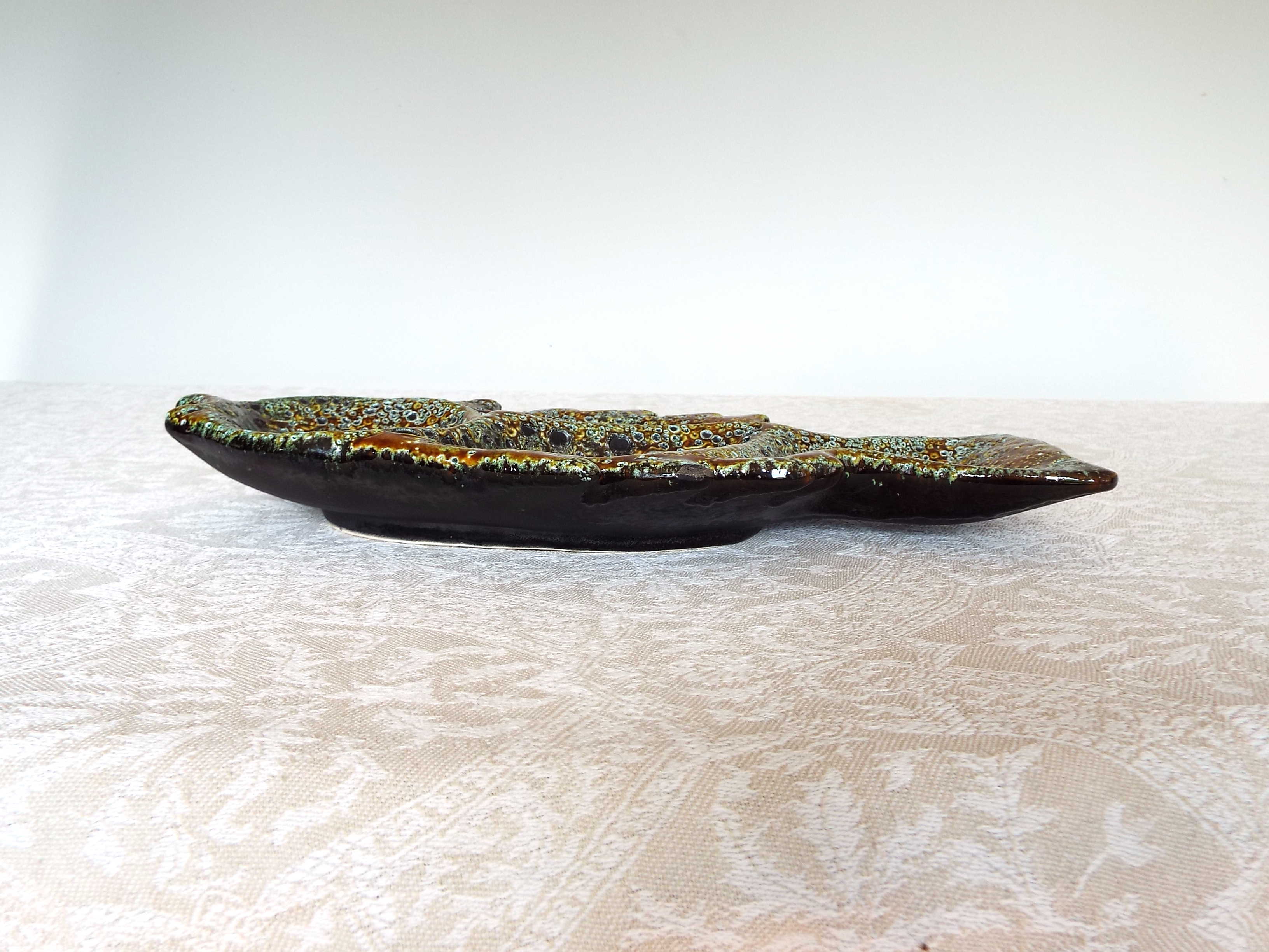 Aperitif dish with fish-shaped compartments