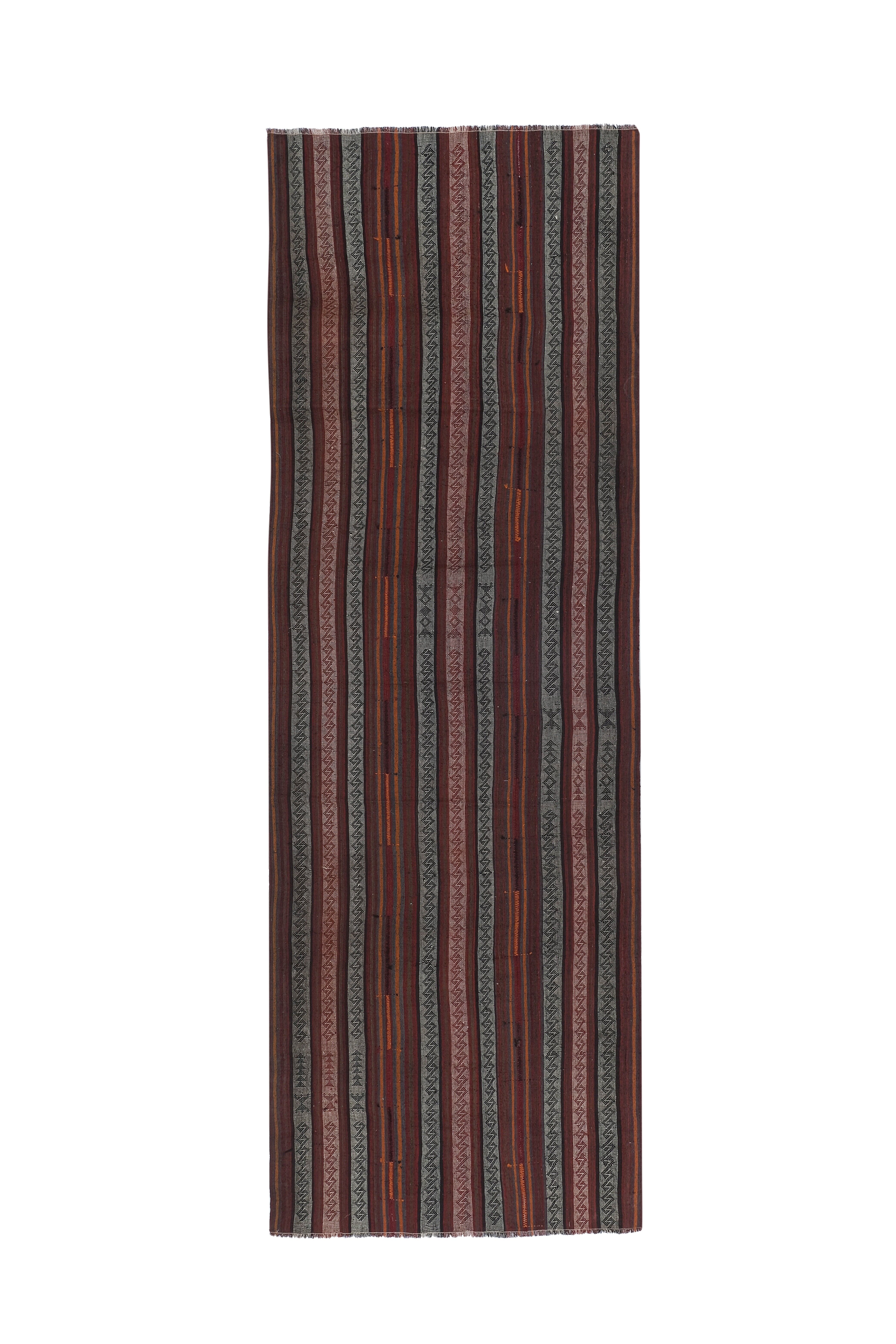 Vintage Turkish rug from Oushak, hand-woven 131x395 cm