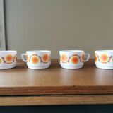 Suite of 4 large vintage cups