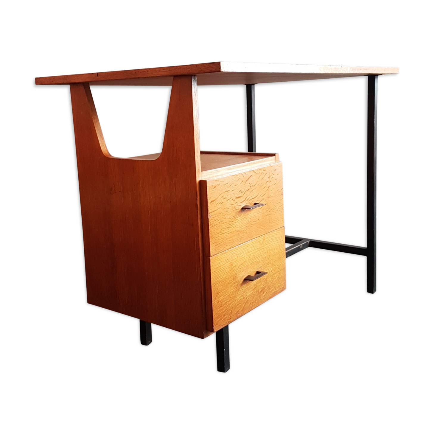 Desk of the 1950s