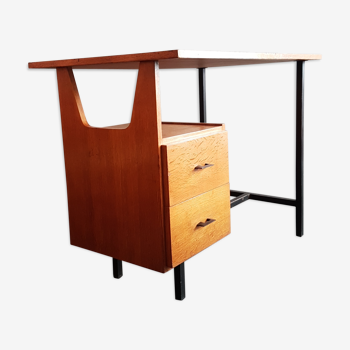 Bureau des années 50