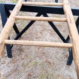 Old wood scale 3.2 m