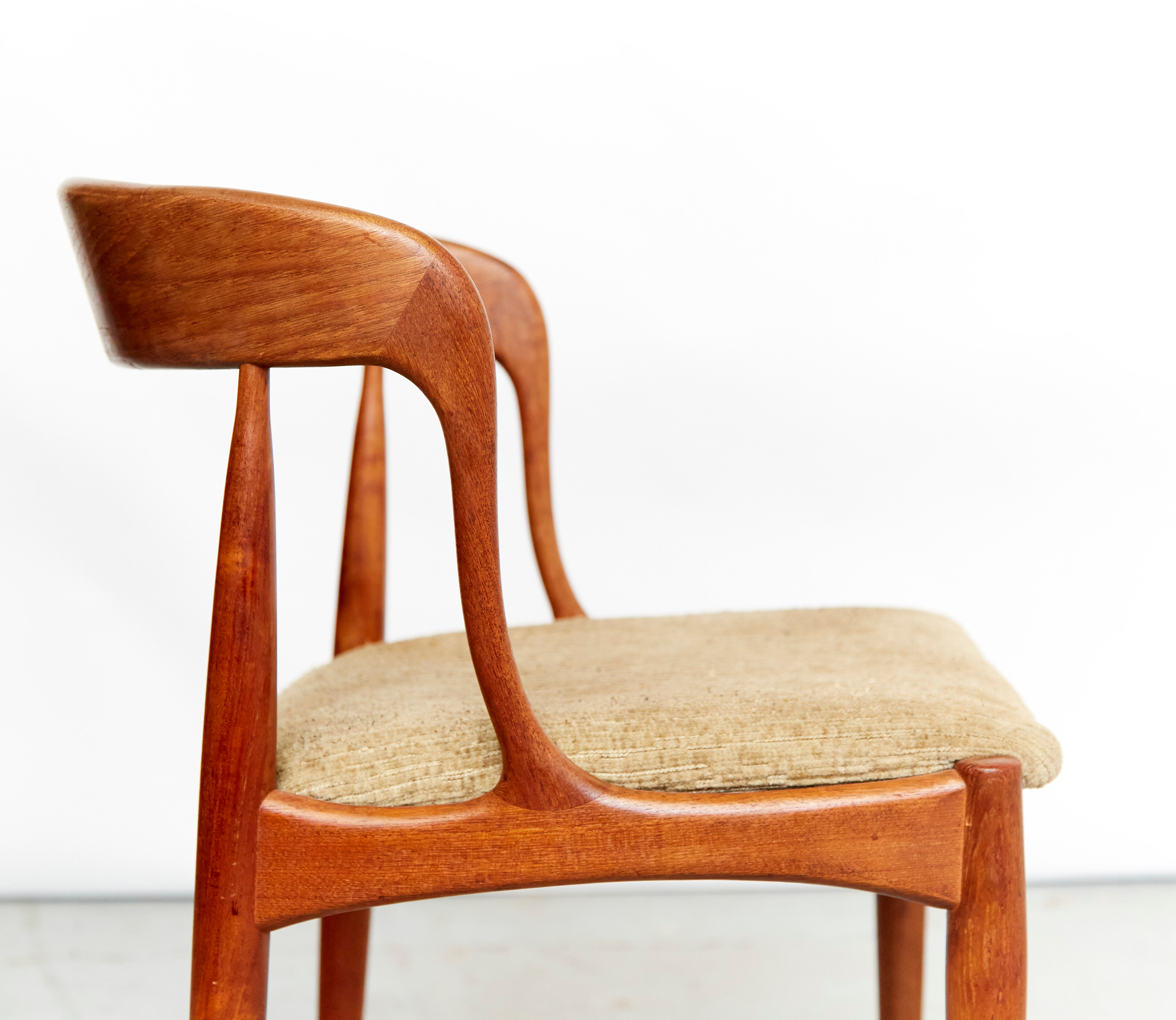 Lot de 5 chaises de Johannes Andersen pour Uldum Møbelfabrik