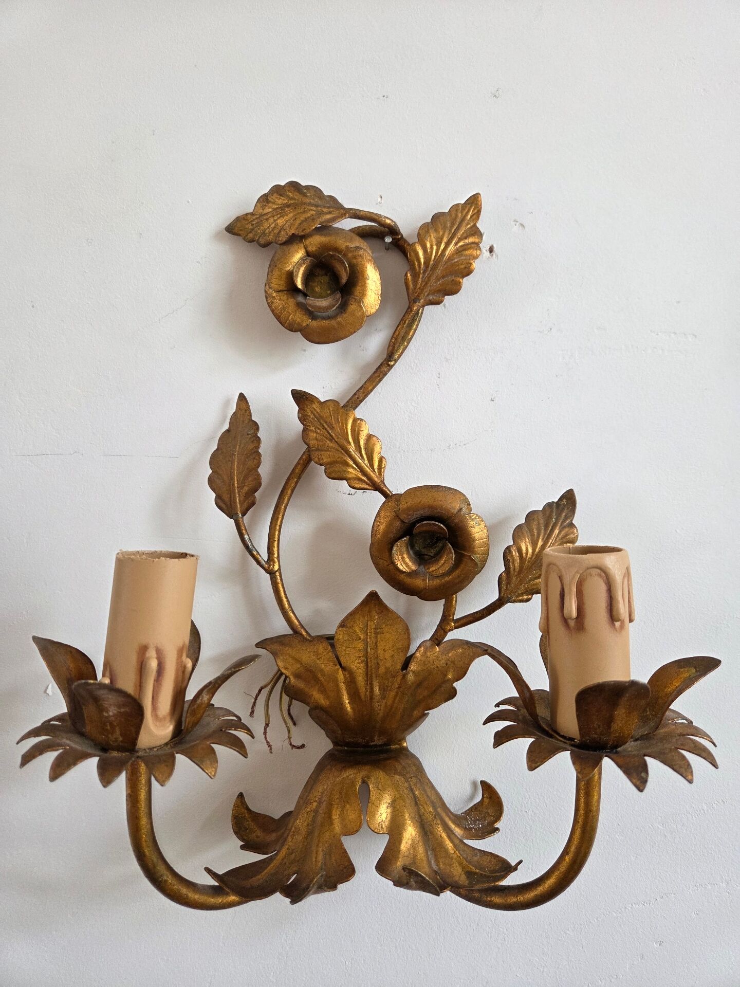 Paire d’appliques métal doré