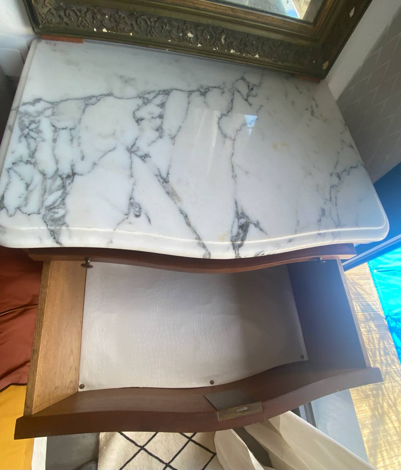 Louis XV style chest of drawers