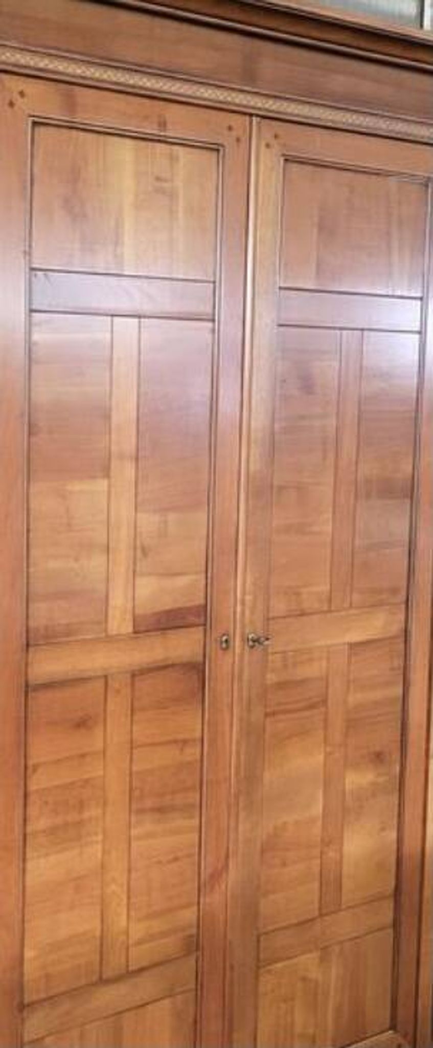 Armoire en merisier