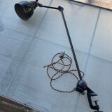 Fat lamp with vice