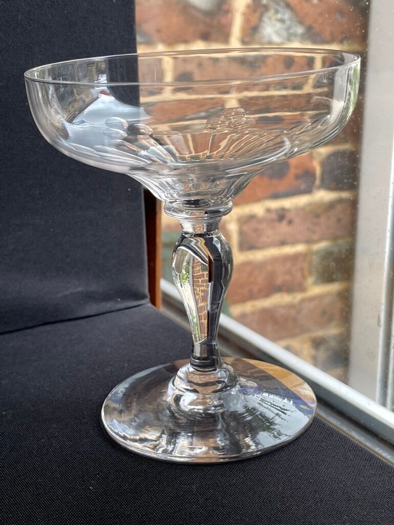 Set of 6 cut crystal champagne glasses