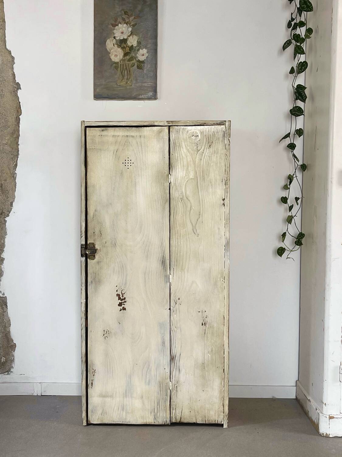 Meuble d’atelier beige
