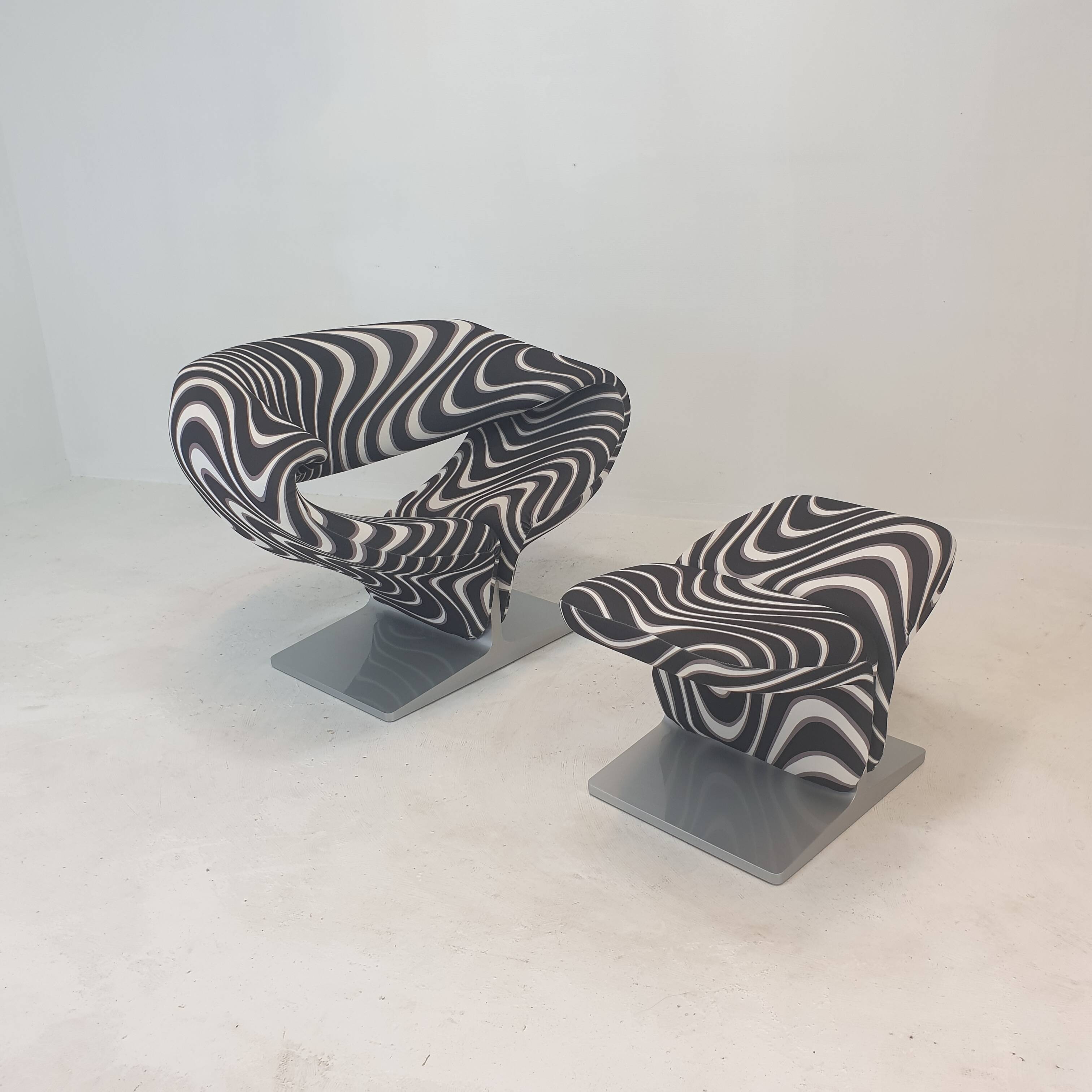 Ribbon Chair With Ottoman by Pierre Paulin for Artifort, 1990's