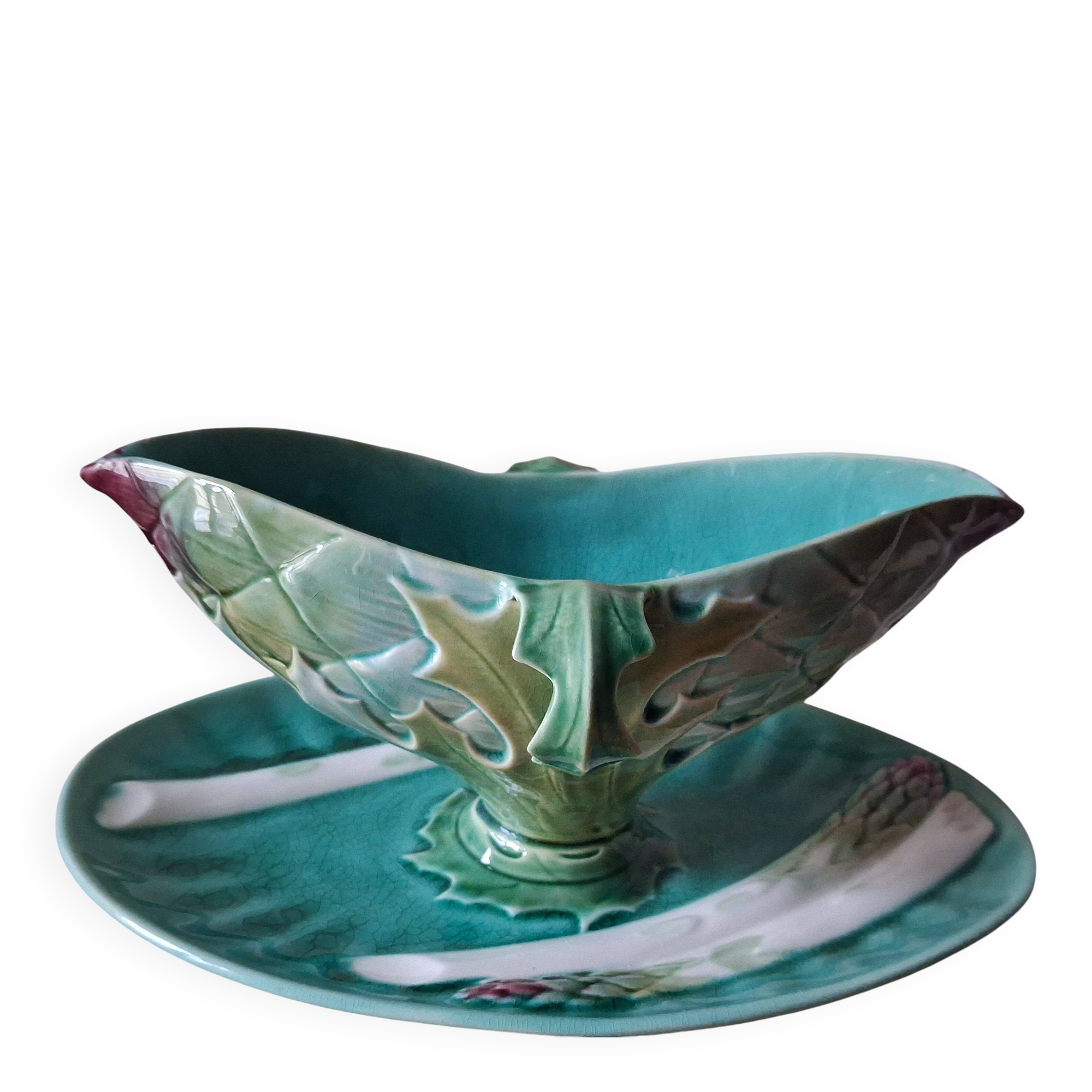 Asparagus sauce boat in slipware