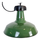 Lampe à suspension industrielle en émail vert, années 1960