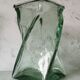 Vase design verre torsadé