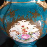 Pair of vases with porcelain lids from Paris, late 19th century