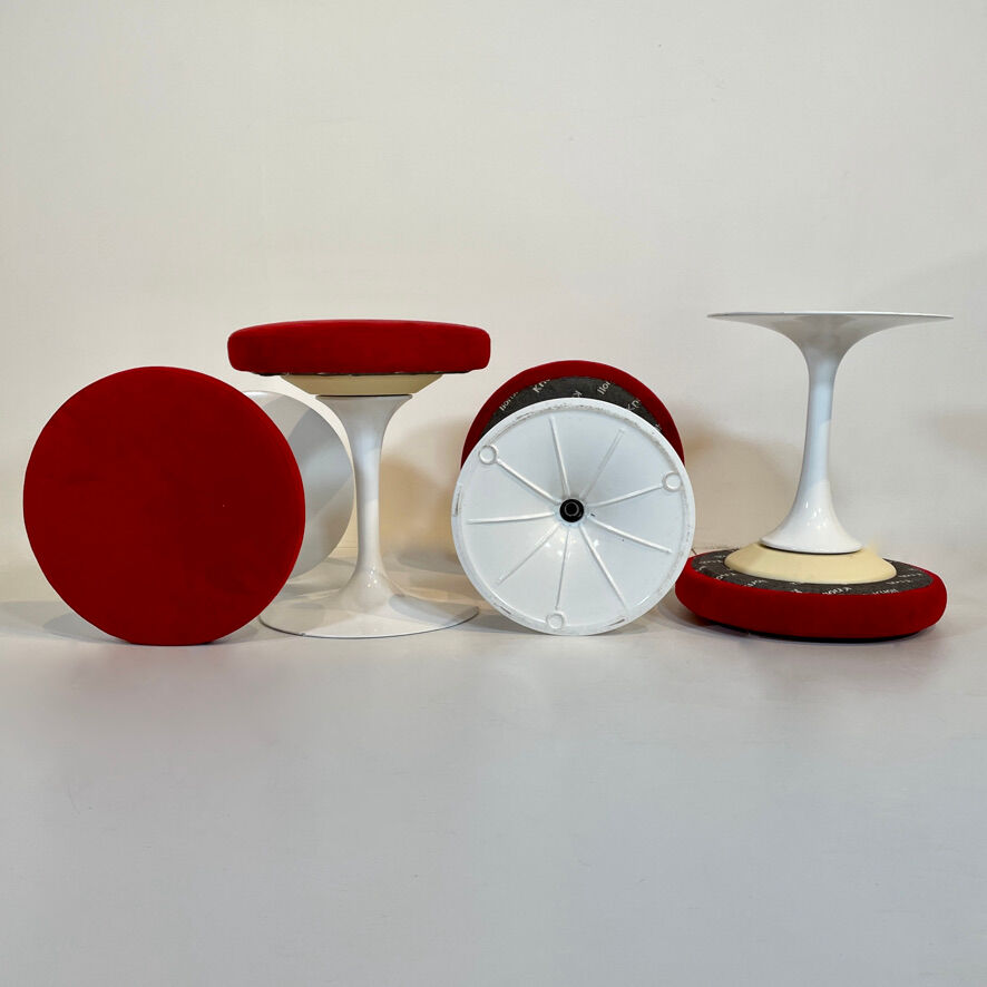 "Tulip" stool by Eero Saarinen for Knoll International, USA 2000