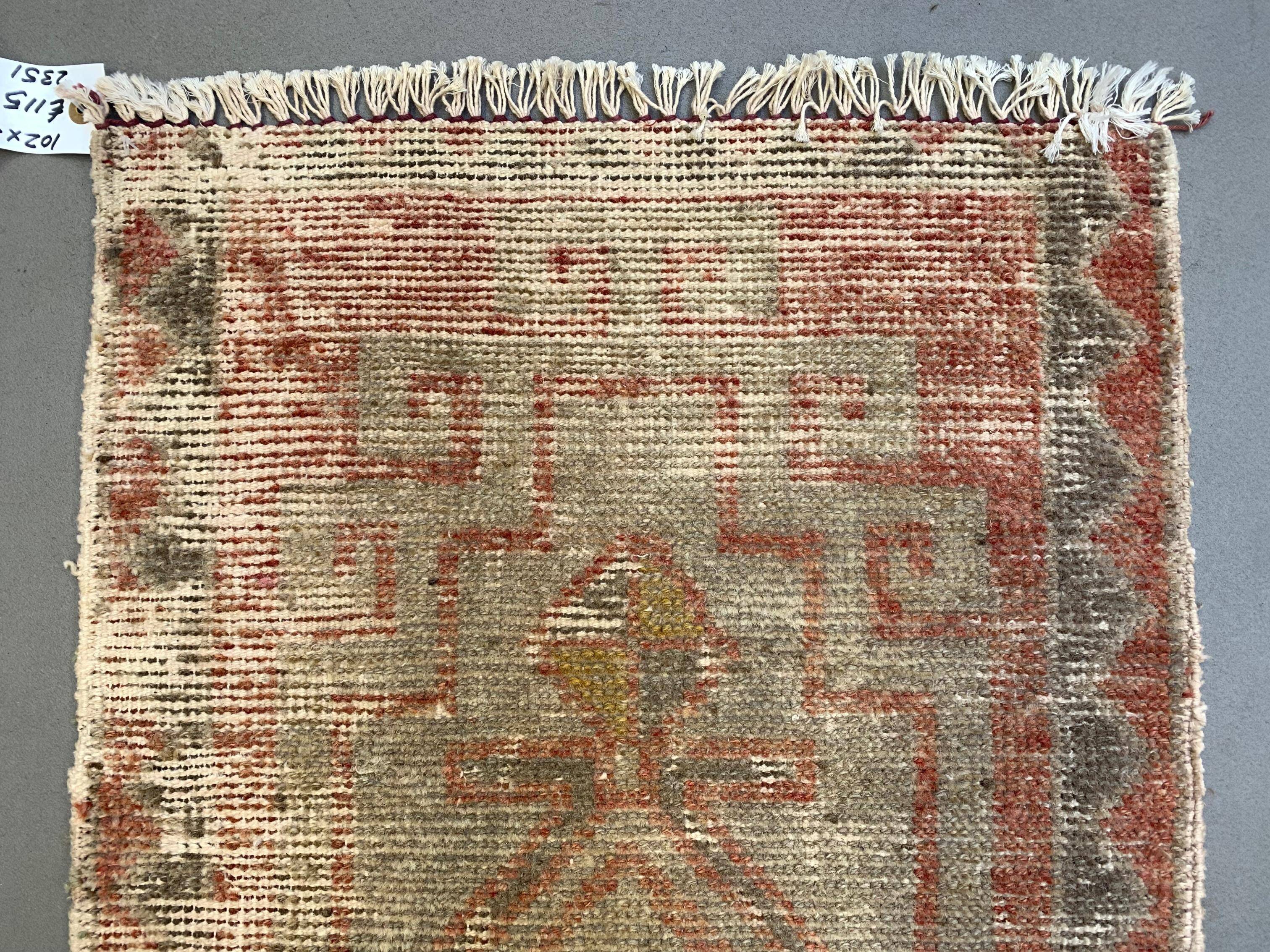 Small Vintage Turkish Rug 102x49 cm, Short Runner, Tribal, Shabby, Mini Carpet