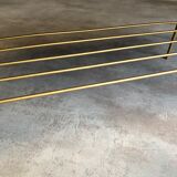 Table basse bois et métal doré, 1950-1960