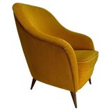 Mid-Century Italian Velvet Armchair in the style of Gio Ponti Style, 1950s