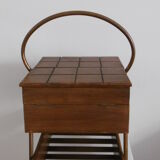 Wood seamstress