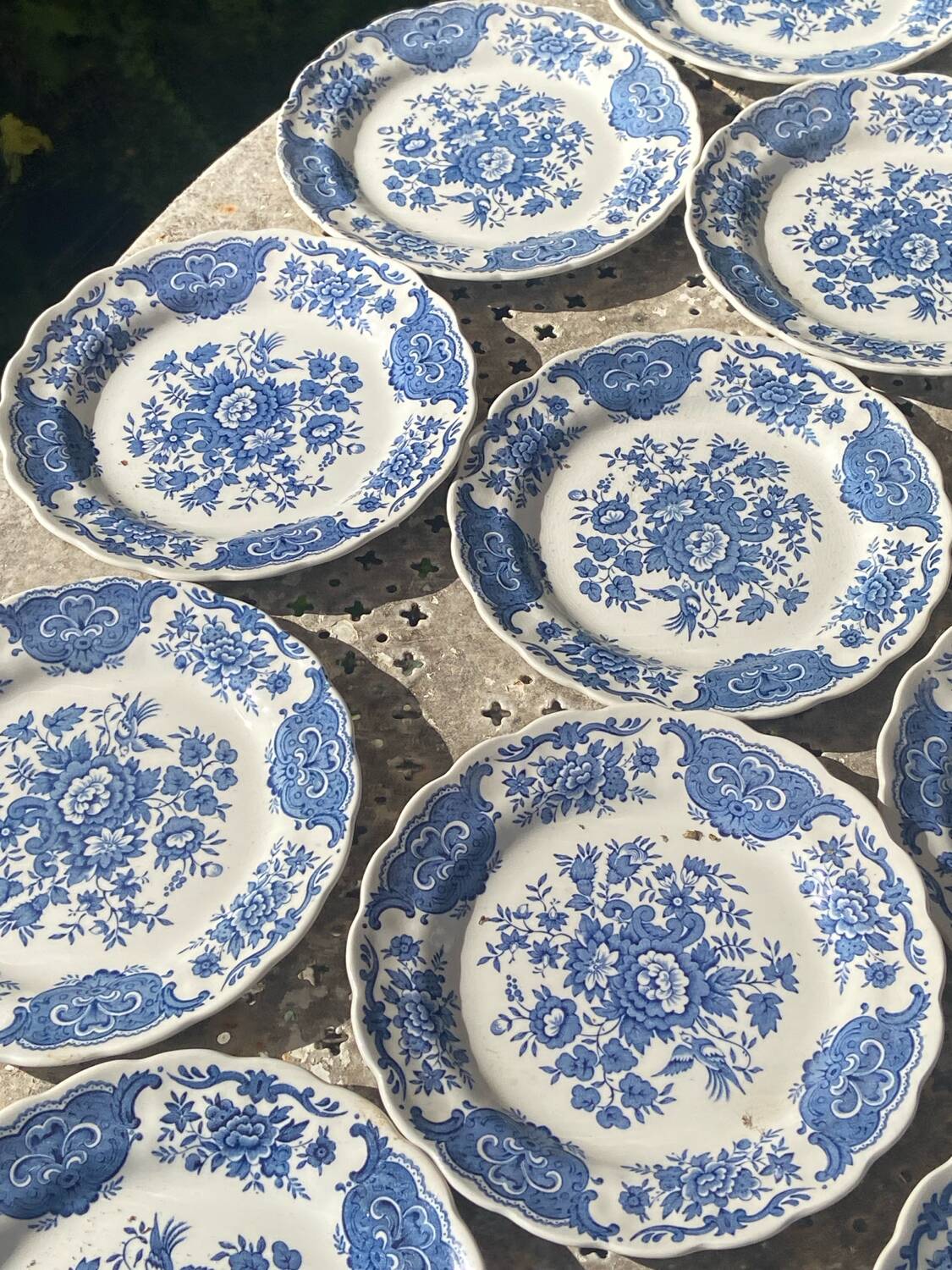 Ridgeway 12-piece dessert plate set – Windsor pattern – earthenware