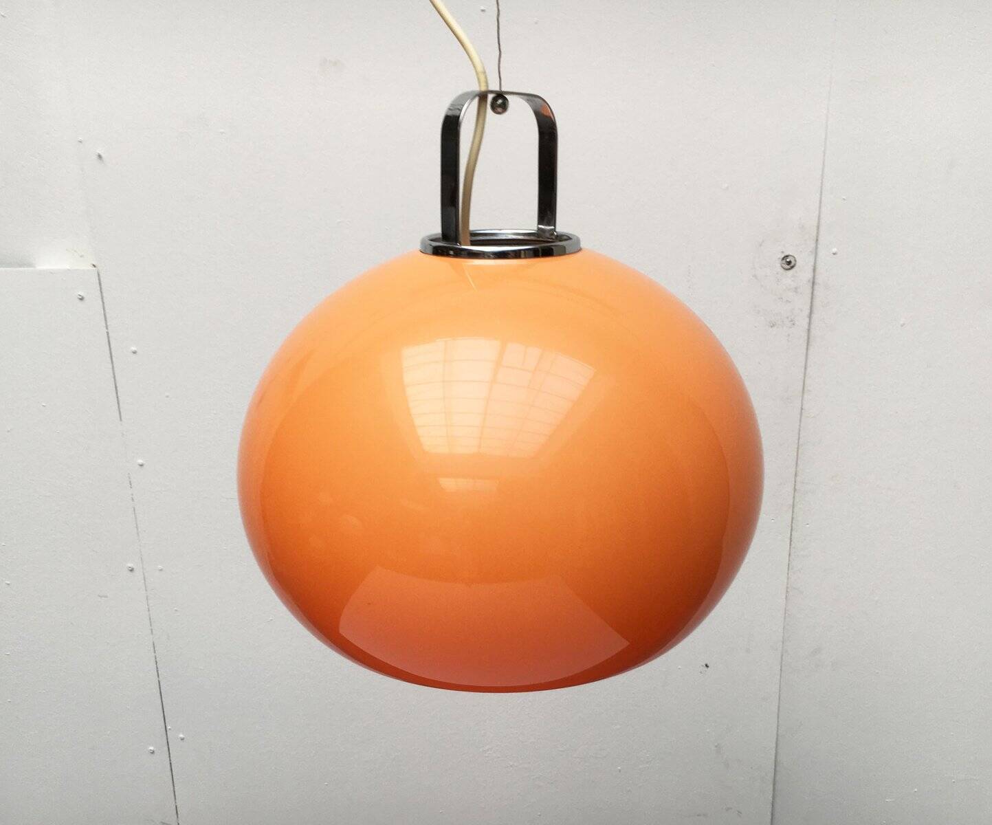 Suspended lamp Zurich Italian from the space age mid-century by Luigi Massoni for Guzzini.