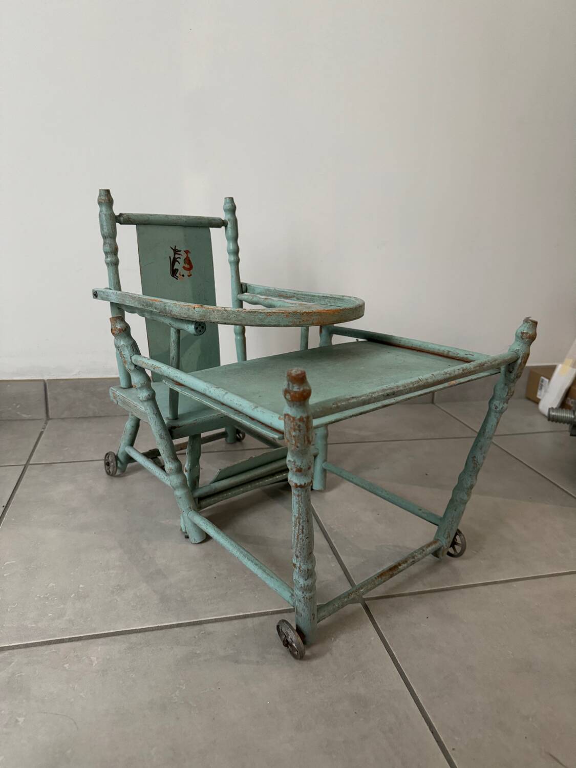 Baby high chair with system