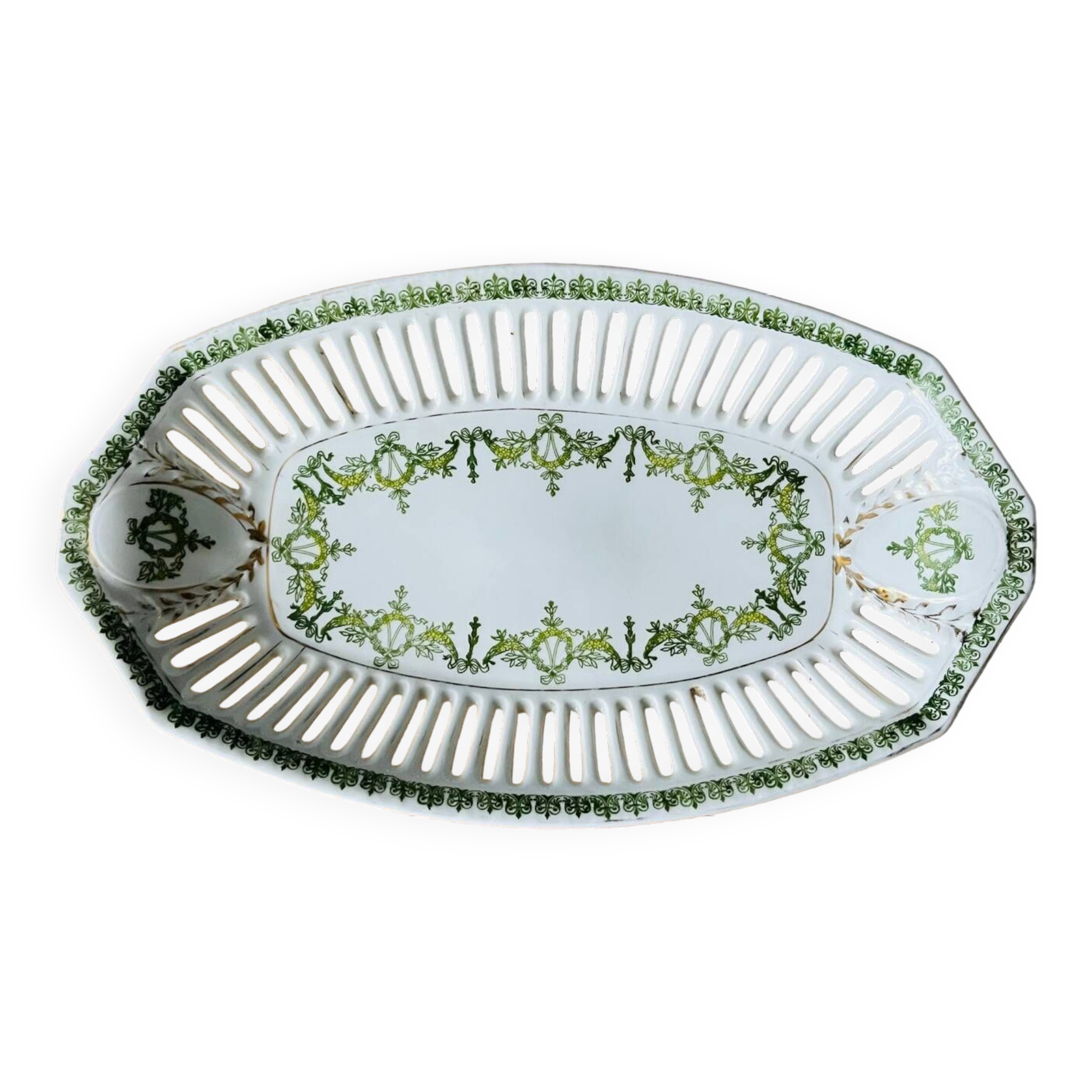 Openwork earthenware basket