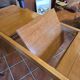 Table extensible en orme de la maison Regain des années 70