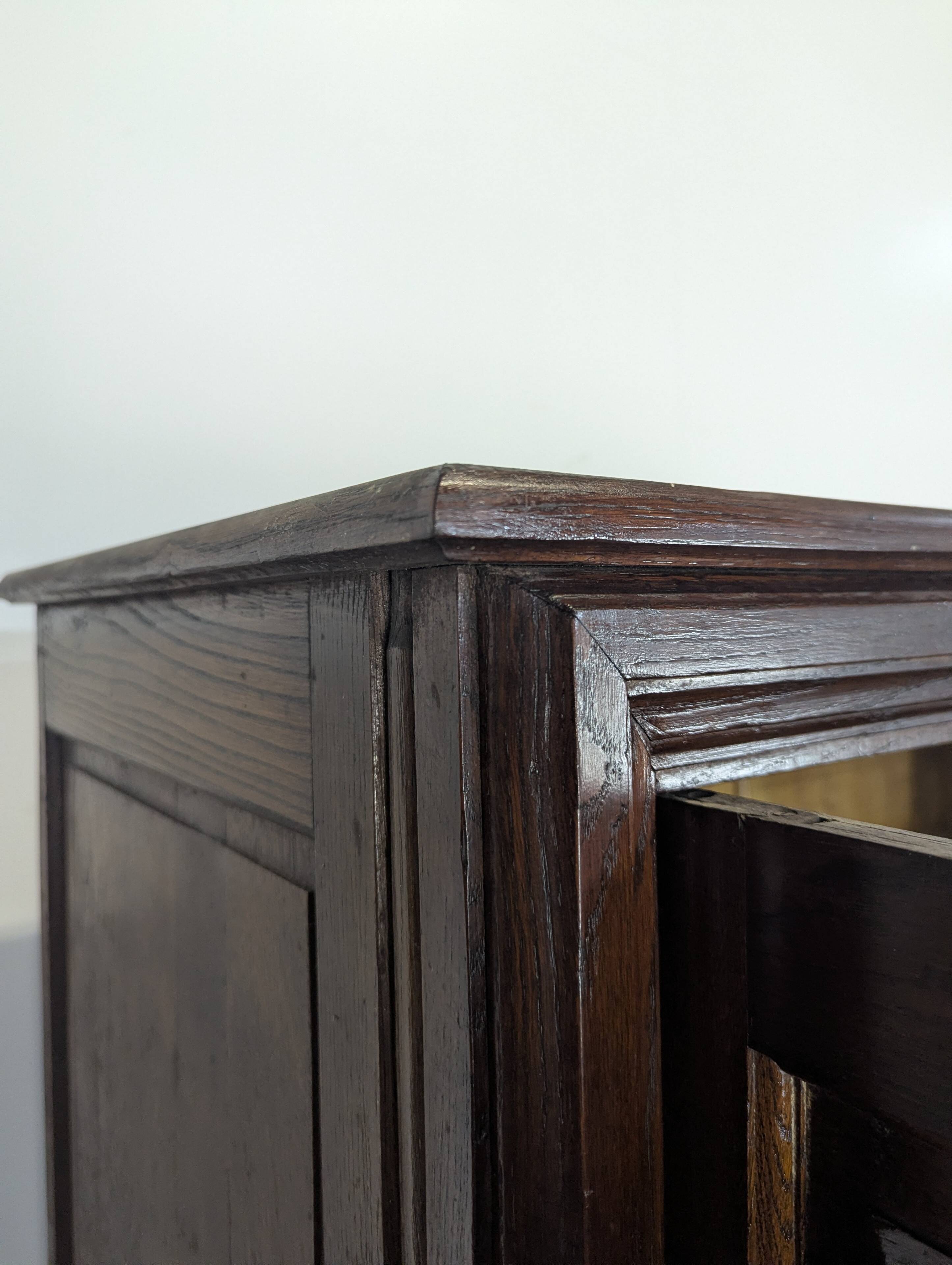 Wardrobe in the style of Dudouyt