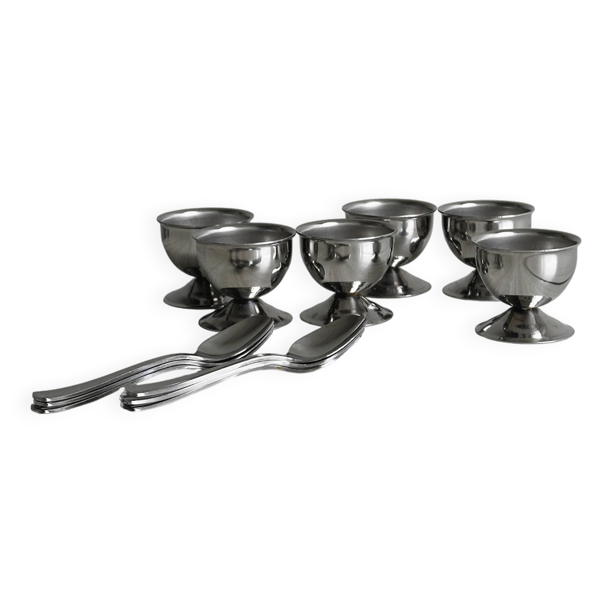 6 silver metal egg cups