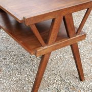 Table d’appoint vintage des années 50 en hêtre chêne et peuplier pieds compas