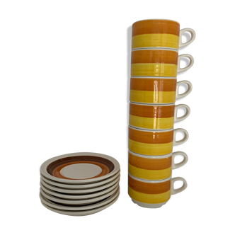 Set de 7 tasses et sous tasses décor seventies en faïence de Gien, 1970
