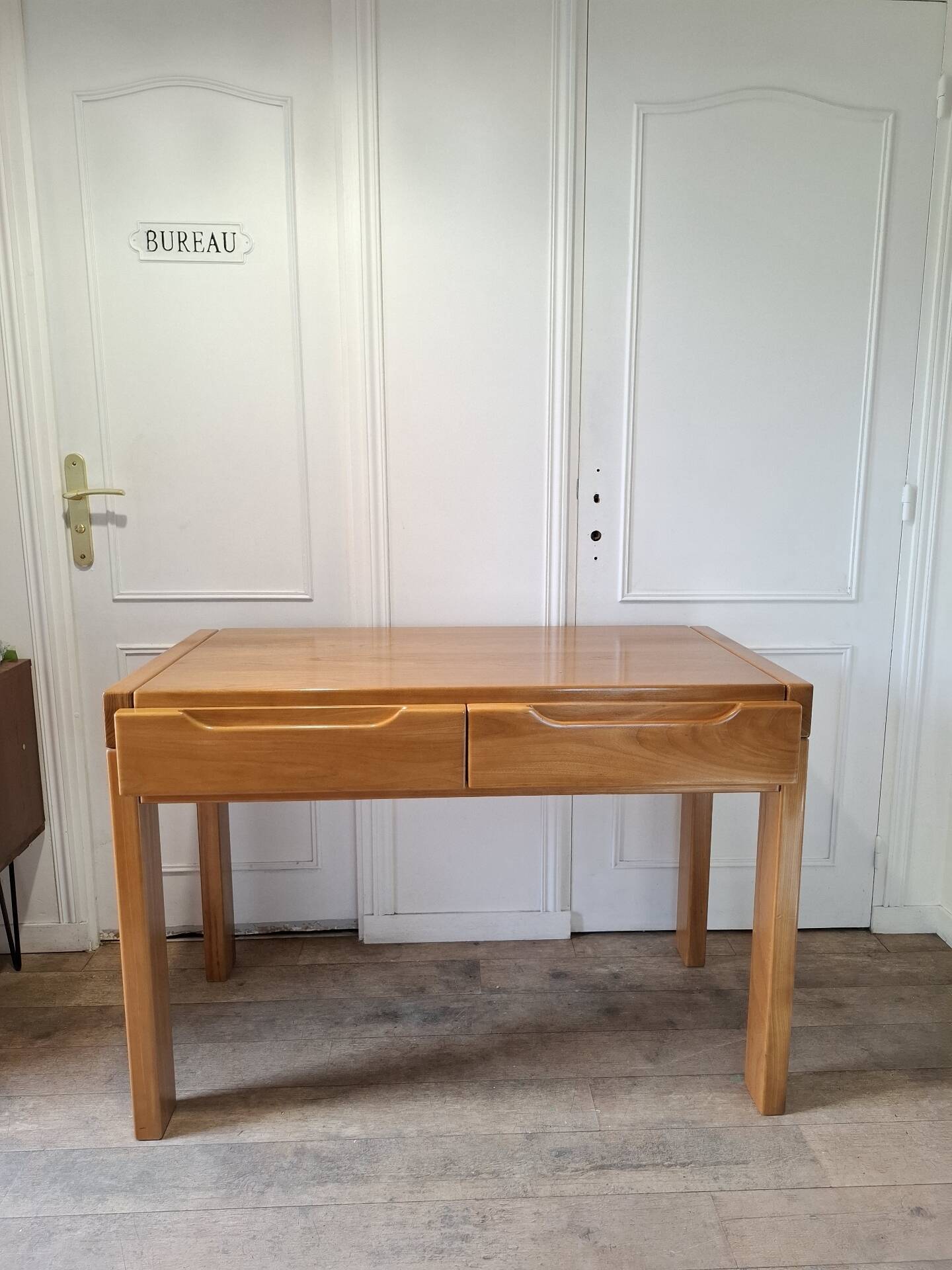 Bureau Maison Regain