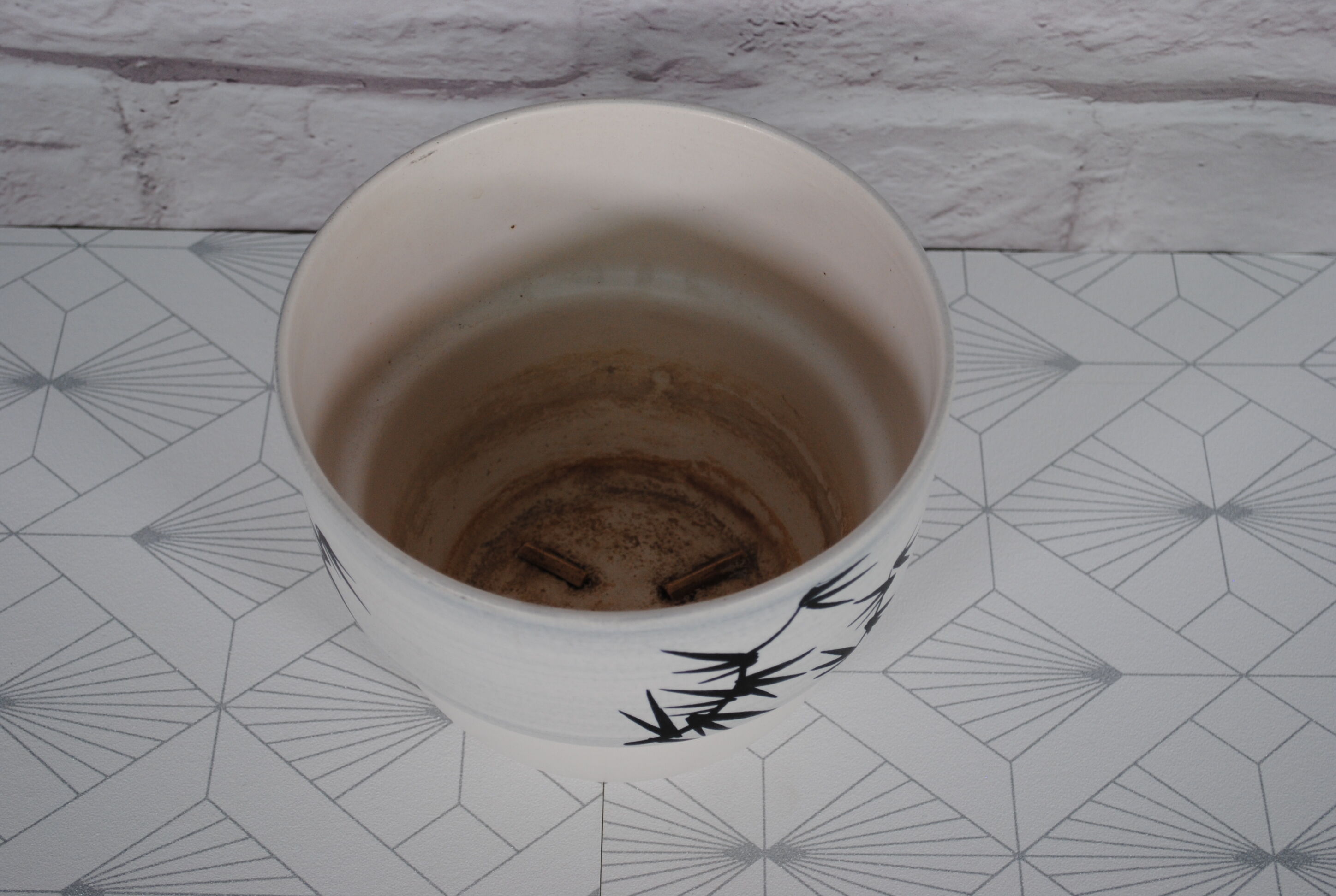 Milet pot cache 1950