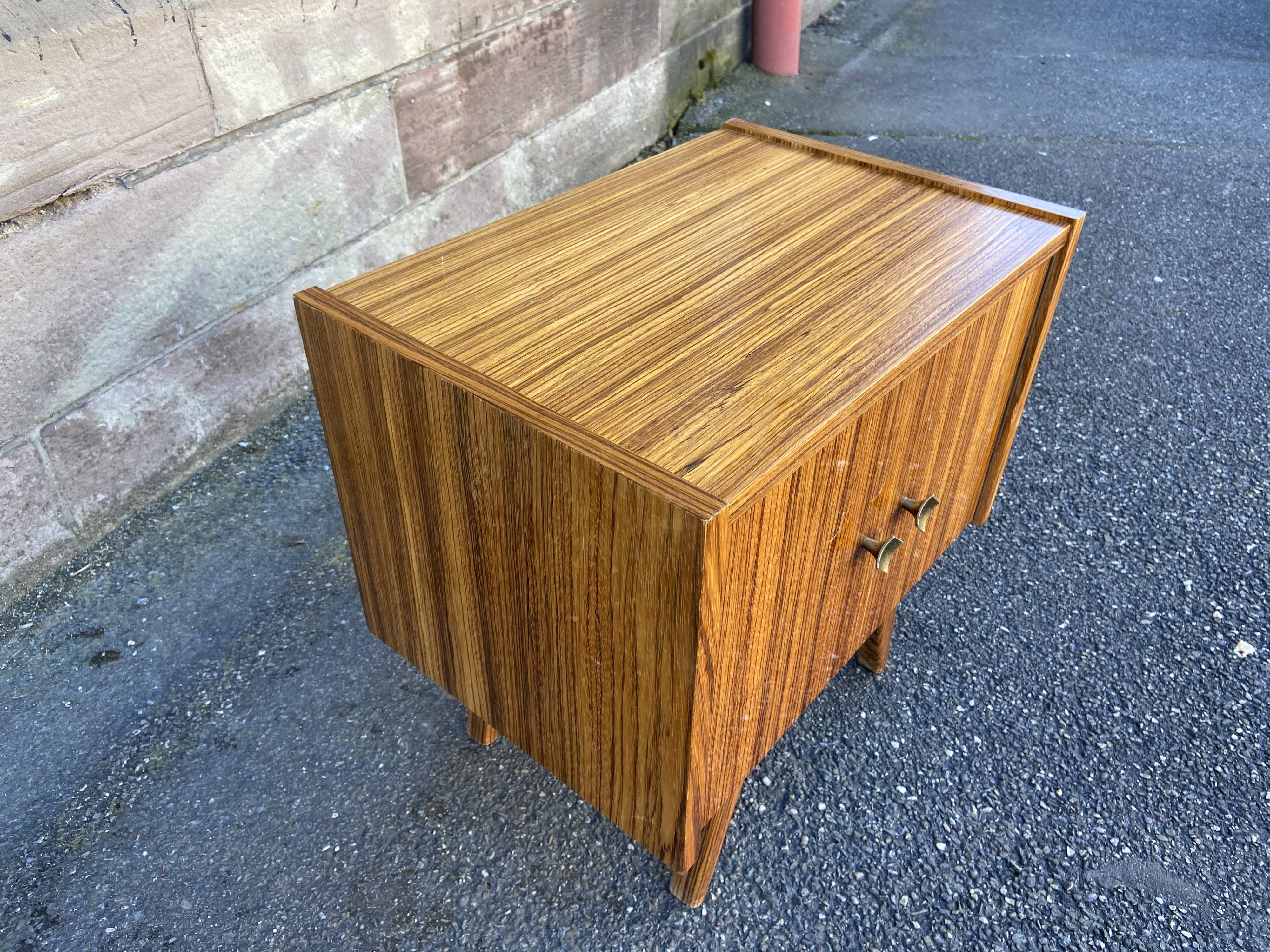 Bedside night table design 1960 vintage Scandinavian feet compass