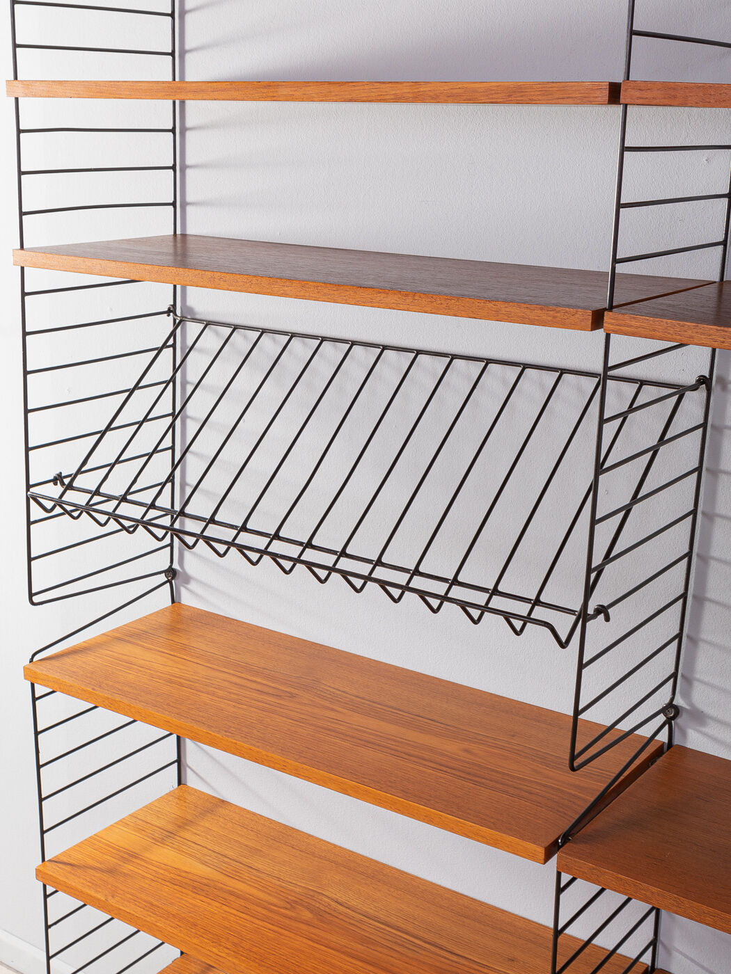 1950s Shelving system, Nils Strinning