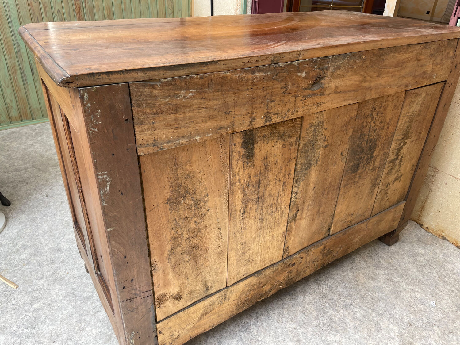 Louis XIV style crossbow chest of drawers
