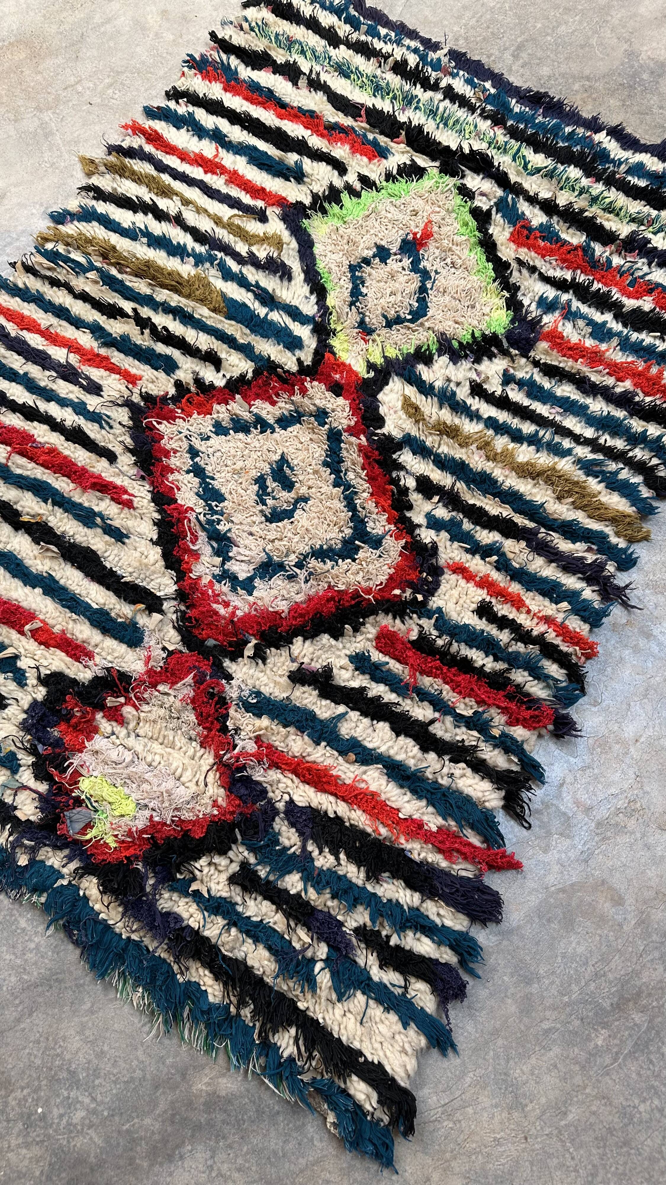 Azilal colorful Moroccan rug - 140 x 95 cm.