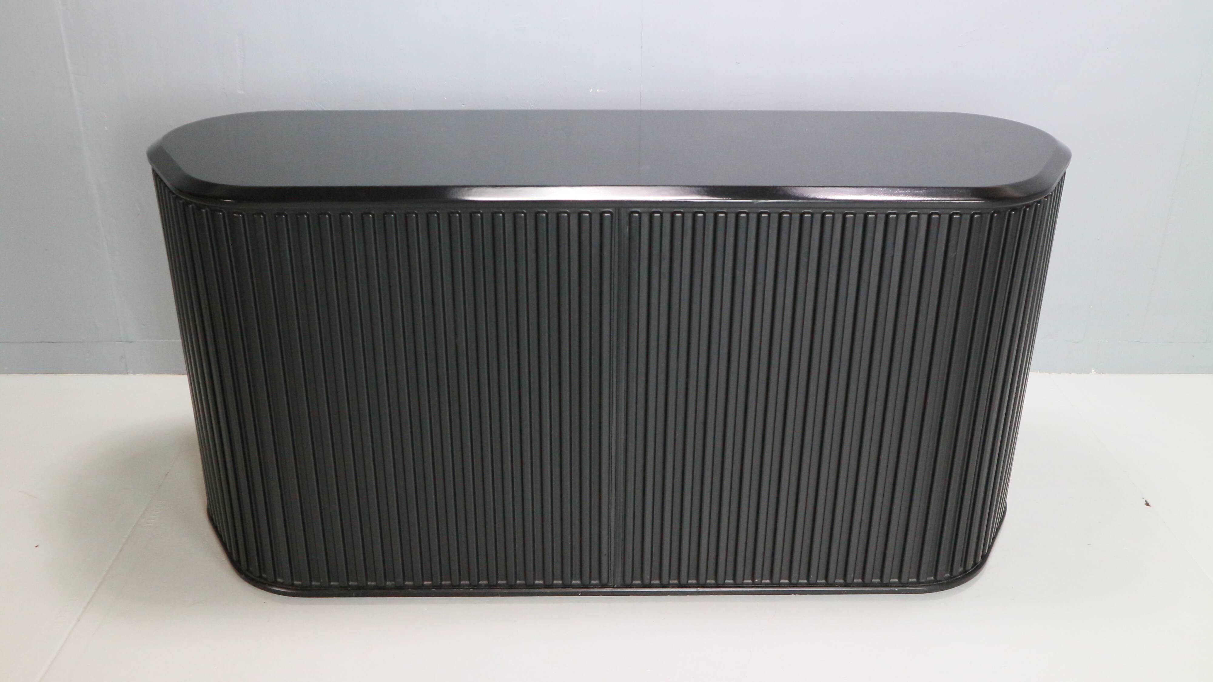Aldo van den Nieuwelaar roller shutter sideboard 'Amsterdammer' Pastoe Dutc