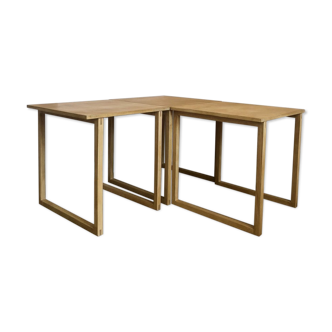 Tables gigognes danoises par Kai Kristiansen à Vildbjerg Møbelfabrik